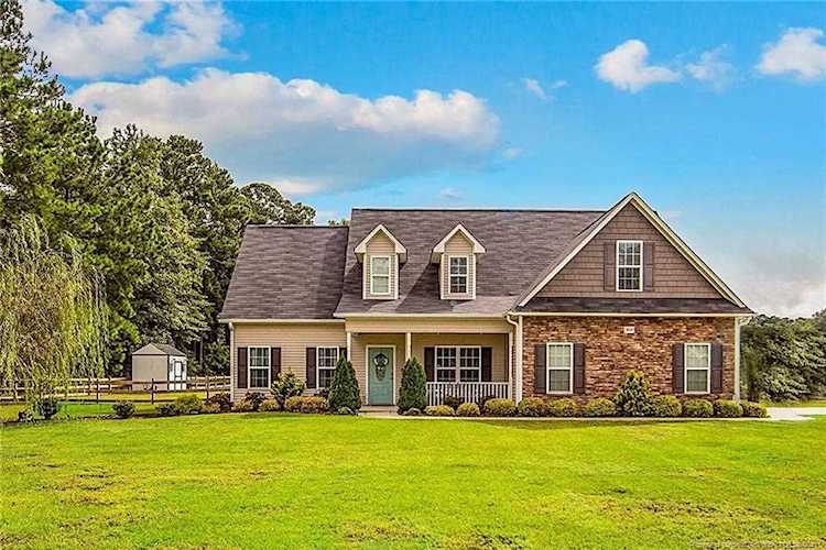 3209 Thrower Rd Hope Mills, NC 28348 | MLS 640092 Photo 1