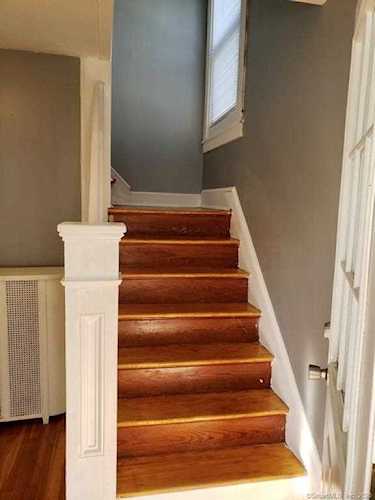 312 Brown Street Hartford, CT 06114