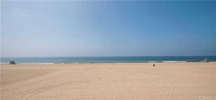 2014 The Strand Hermosa Beach, CA 90254