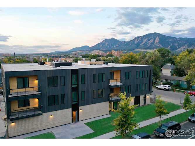 2718 Pine St Boulder, CO 80302