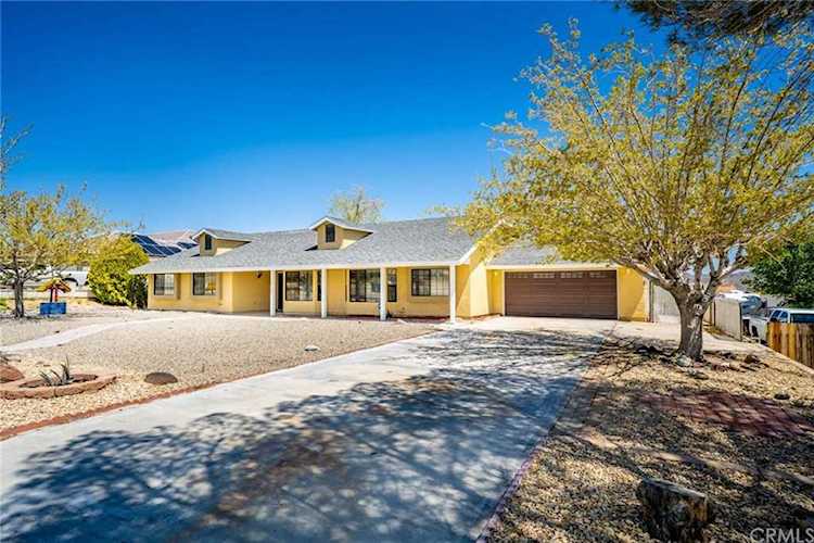 26785 Hitching Post Lane Helendale, CA 92342