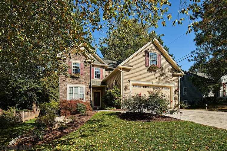 811 Fairway Road State College, PA 16803 | home for sale | KBB Photo 1