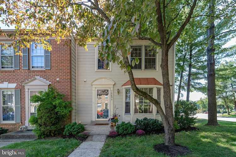 10293 Colony Park Dr Fairfax, VA 22032