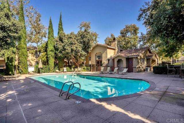 14660 Via Fiesta #4 San Diego, CA 92127