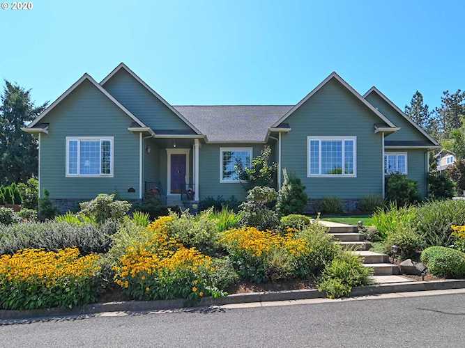 3260 Southview Dr Eugene, OR 97405