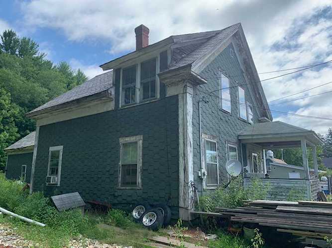 475 E Main St Orange, MA 01364