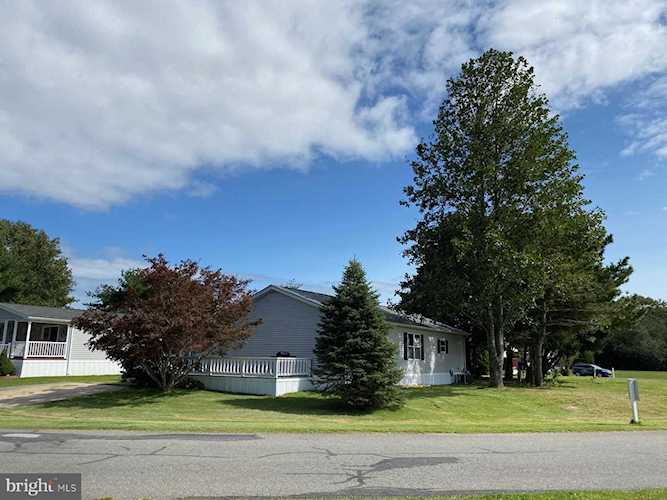 2 Sheffield Dr Lewes, DE 19958