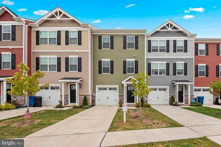 305 Crimson Ave Taneytown, MD 21787