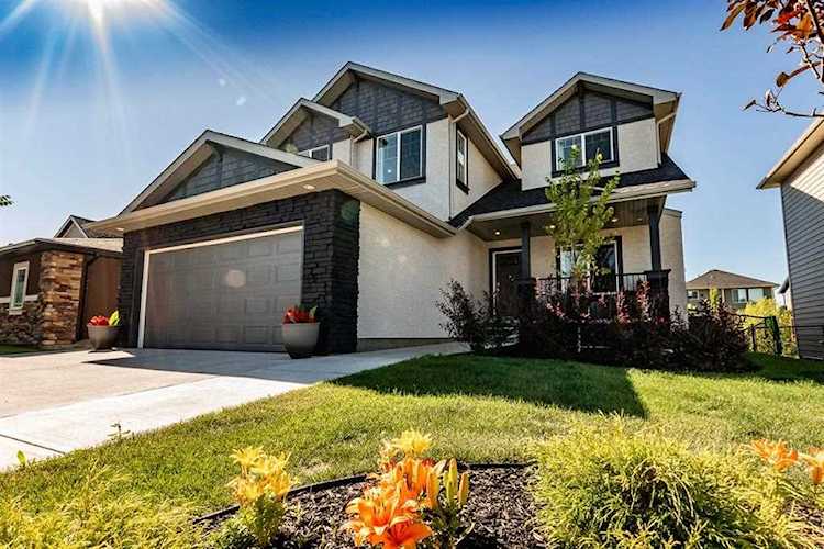 8 Ranchers Place Okotoks, AB T1S 0G5