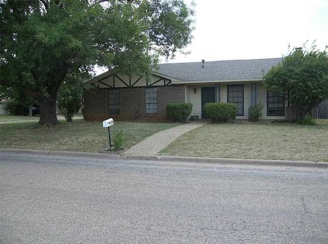2350 Corsicana Avenue Abilene, TX 79606