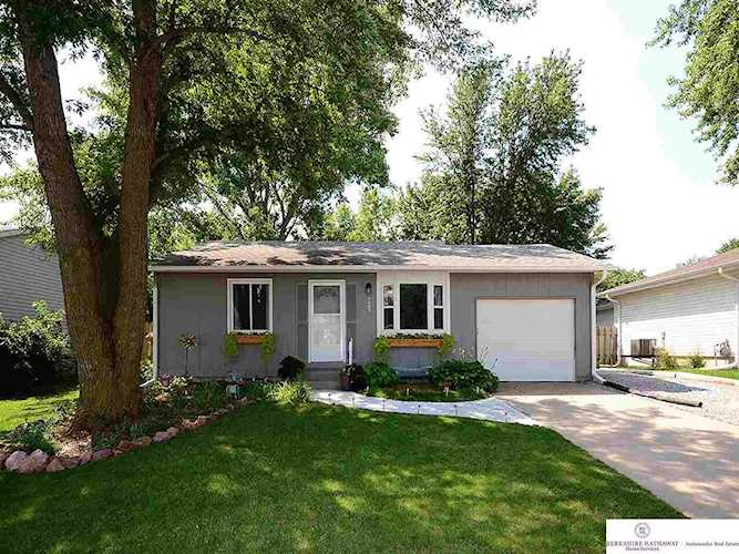 725 F St Eagle, NE 68347 | MLS 22020272 Photo 1