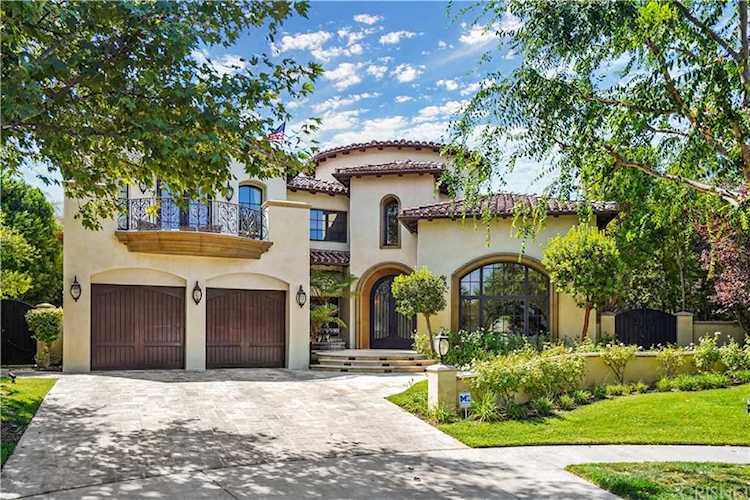 25878 Shady Oak Lane Valencia, CA 91381
