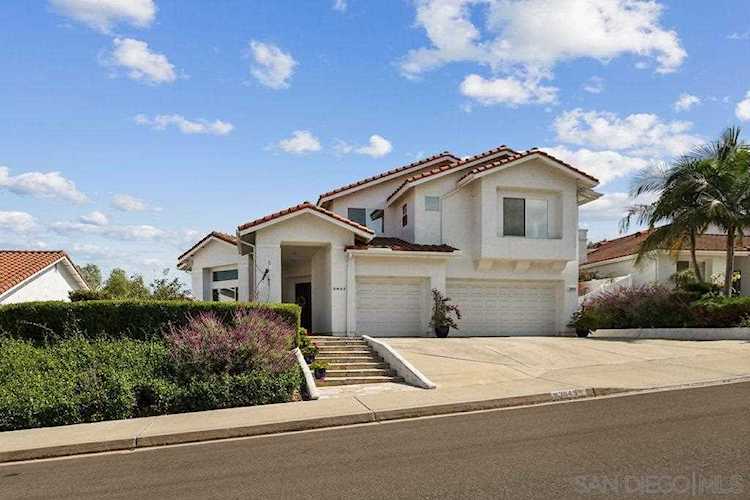 3645 Merced Dr, Oceanside, 92056 | MLS#200047820 Photo 1