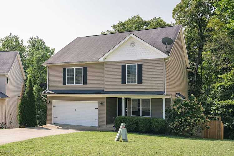 8624 Hickory Falls Ln Pewee Valley, KY 40056