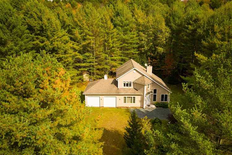 45 Sugar House Hill Stowe, VT 05672