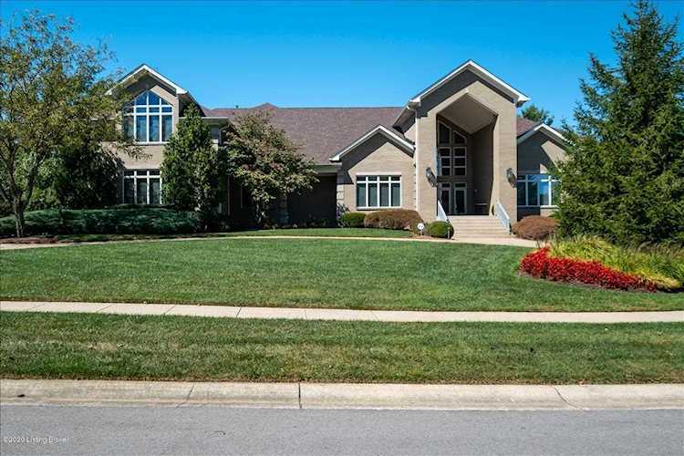 2114 Club Vista Pl Louisville, KY 40245