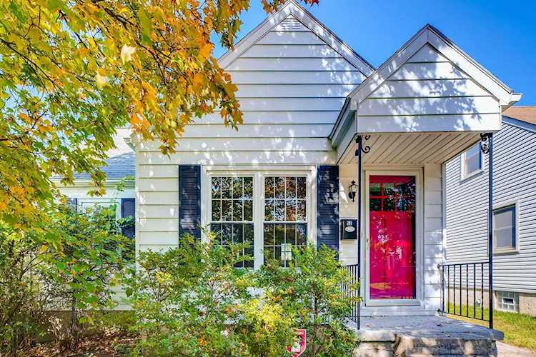 52 Rosslyn Avenue Columbus, OH 43214 | MLS 220035595 Photo 1