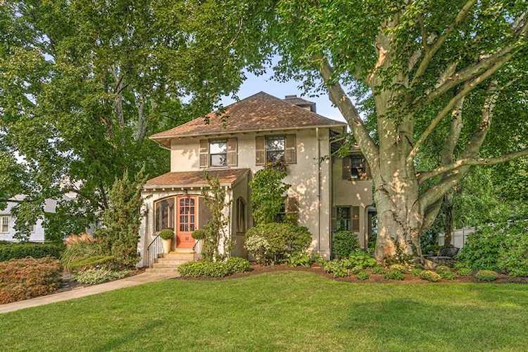 4 Sheffield Road Winchester, MA 01890