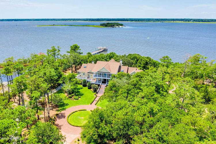8660 River Road Wilmington, NC 28412