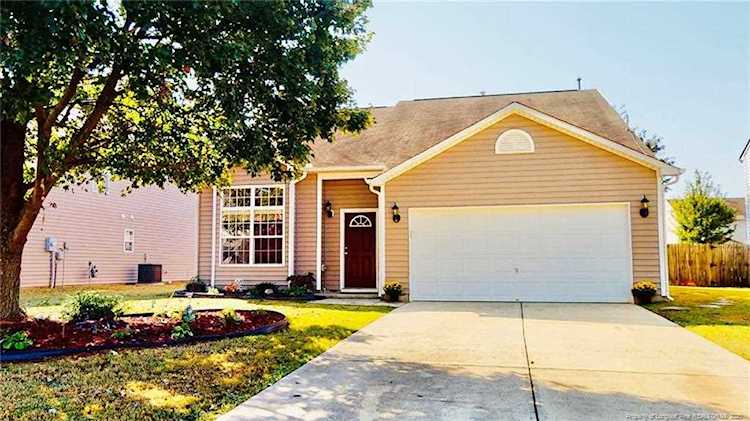 613 Britton Ct Sanford, NC 27330 | MLS 644512 Photo 1