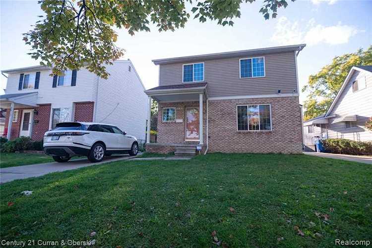 8619 Robindale Ave Dearborn Heights, MI 48127