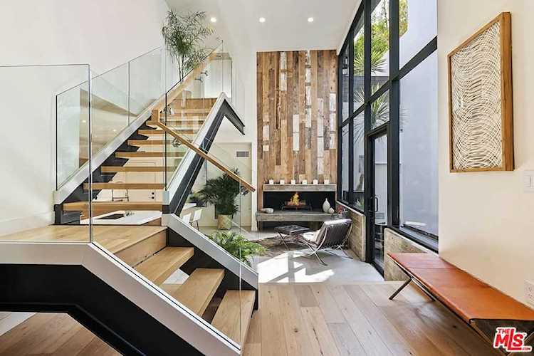 214 S Venice Boulevard Venice, CA 90291