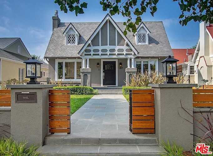 137 S Larchmont Boulevard Los Angeles, CA 90004