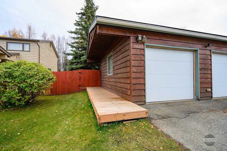 3423 Wiley Post Loop Anchorage, AK 99517