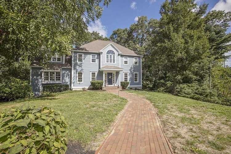55 Mallards Cove Duxbury, MA 02332