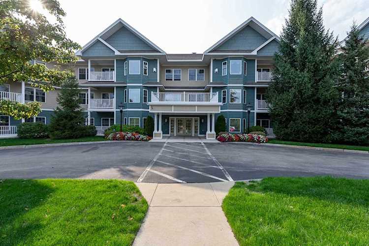 65 Hawthorne Dr #113 Bedford, NH 03110