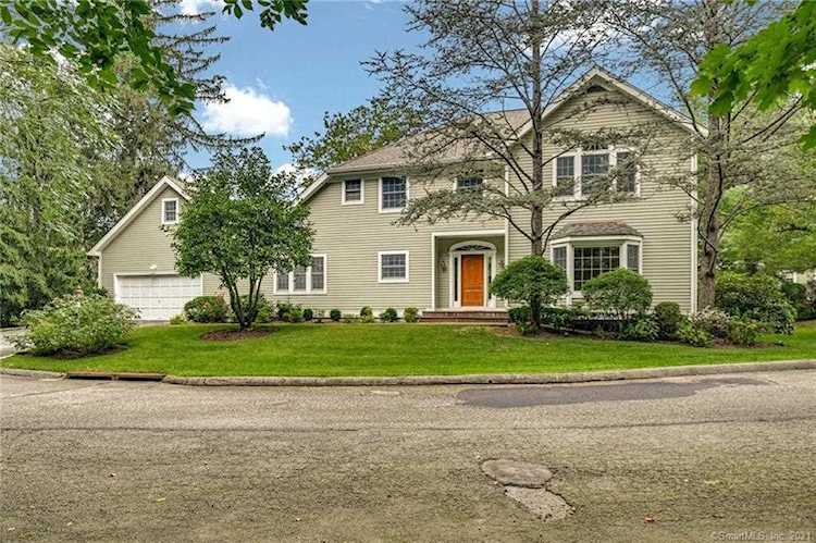 181 Turn Of River Road Stamford, CT 06905