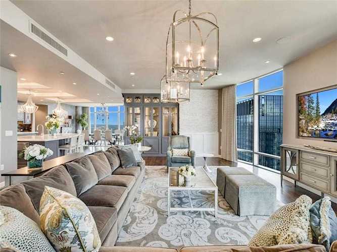 200 Congress Ave #33DN Austin, TX 78701