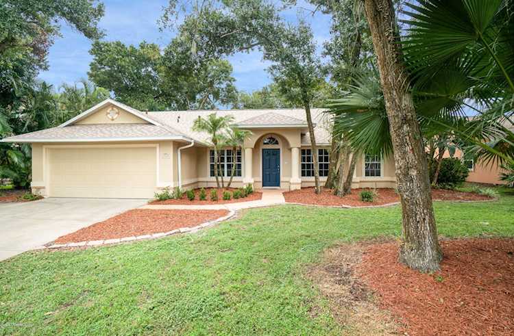 4345 Wood Haven Drive Melbourne, FL 32935