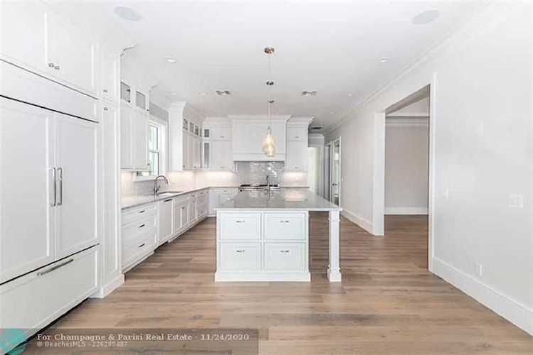 2100 S Ocean Blvd #207N Palm Beach, FL 33480