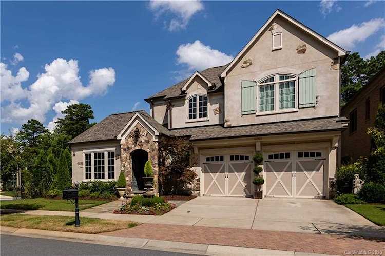 6203 Pembury Ln Charlotte, NC 28210