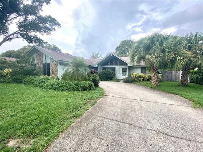 2981 Valencia Ln E Palm Harbor, FL 34684 | MLS U8101062 Photo 1