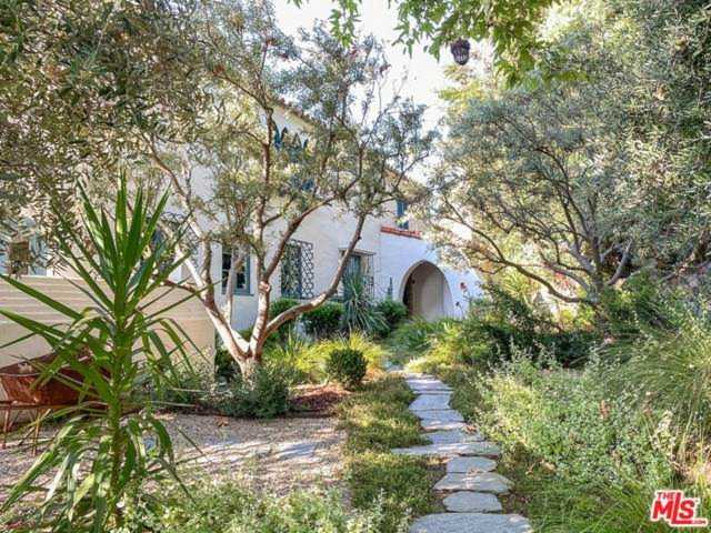 2275 Chislehurst Drive Los Angeles, CA 90027