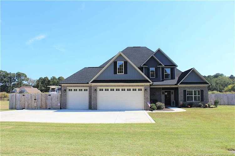 2677 Cypress Lakes Rd Hope Mills, NC 28348