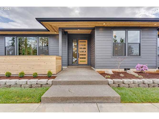 3806 NW 114 Way Vancouver, WA 98685