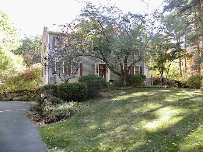 67 Quincy Dr Bedford, NH 03110