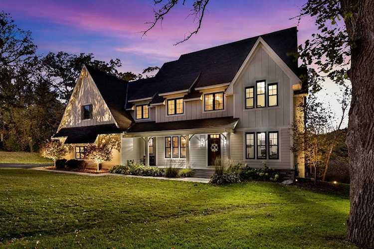 13718 Coyote Court Minnetonka, MN 55305