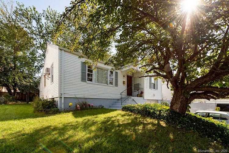 128 Pond Street Bridgeport, CT 06606