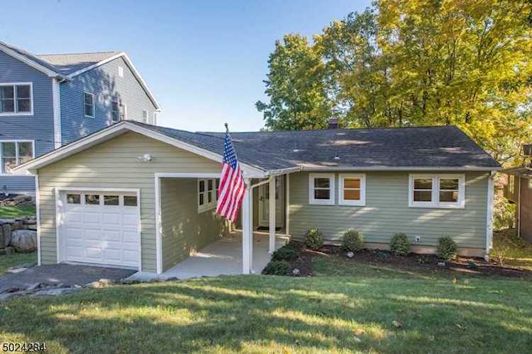 161 West Lake Shore Drive Rockaway Twp., NJ 07866
