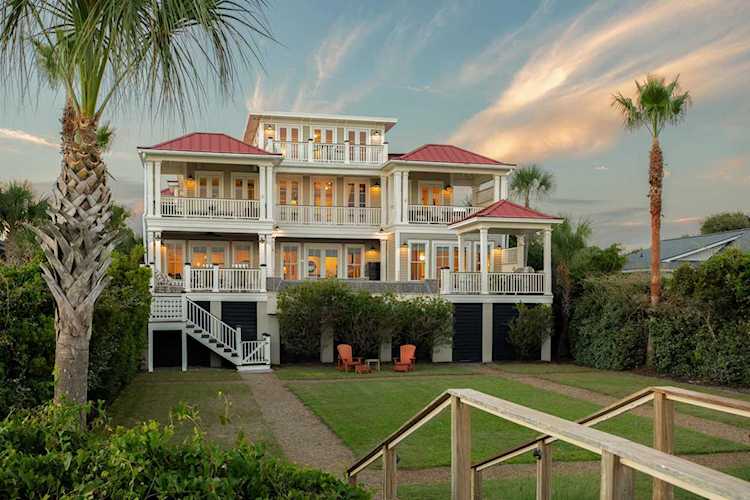 3908 Palm Blvd Isle Of Palms, SC 29451