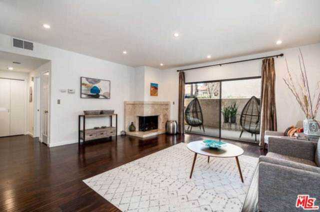 8180 Manitoba Street #106 Playa Del Rey, CA 90293