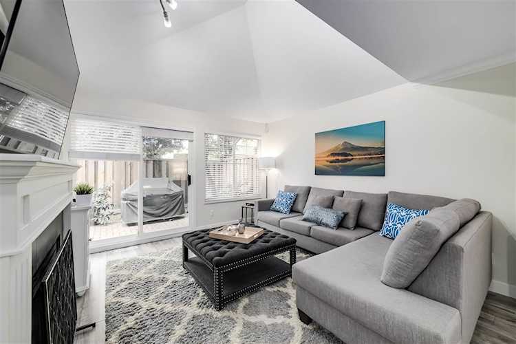 5700 Dover Crescent #5 Richmond, BC V7C 5R7