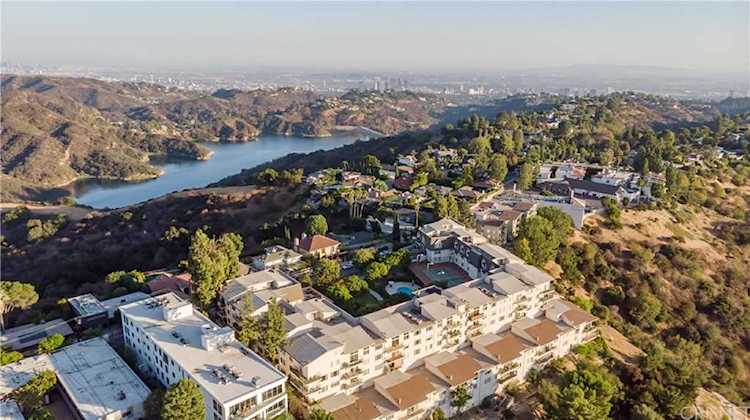 2385 Roscomare Road #E10 Bel Air, CA 90077