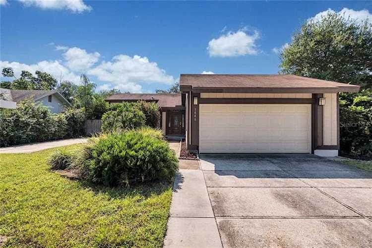 1446 Wexford Dr N Palm Harbor, FL 34683