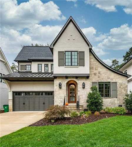 407 Wonderwood Dr Charlotte, NC 28211