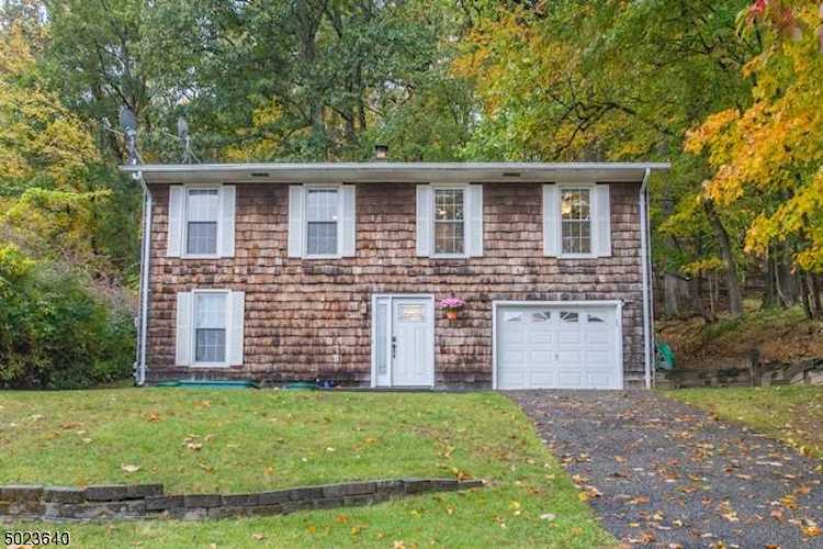 104 Seneca Lake Rd Sparta Twp., NJ 07871
